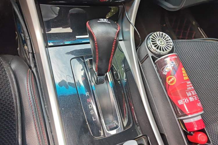 Used Honda Accord 2016 2.0L Comfort Edition Gear Lever