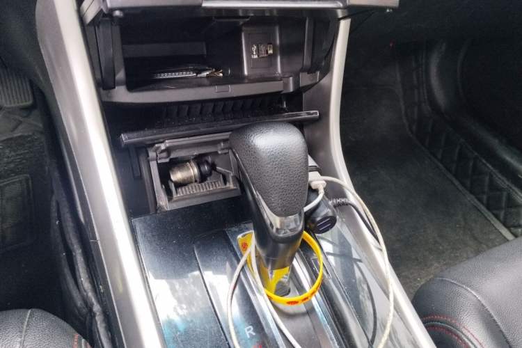 Used Honda Accord 2016 2.0L Comfort Edition Gear Lever