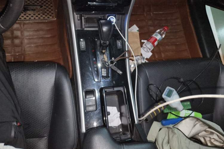 Used Honda Accord 2016 2.0L Elite Edition Gear Lever