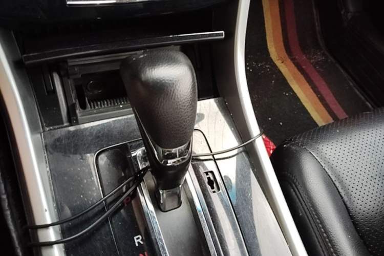 Used Honda Accord 2016 2.0L Comfort Edition Gear Lever