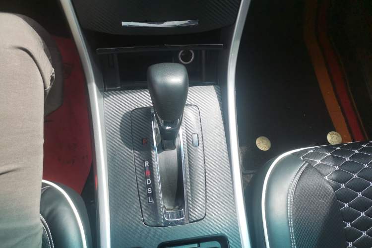 Used Honda Accord 2016 2.0L Comfort Edition Gear Lever