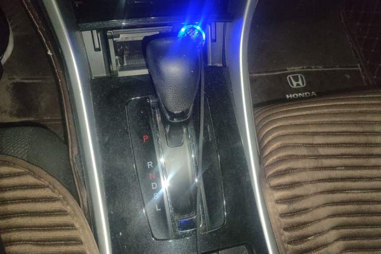 Used Honda Accord 2016 2.0L Comfort Edition Gear Lever
