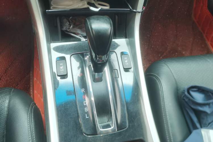 Used Honda Accord 2016 2.0L Elite Edition Gear Lever