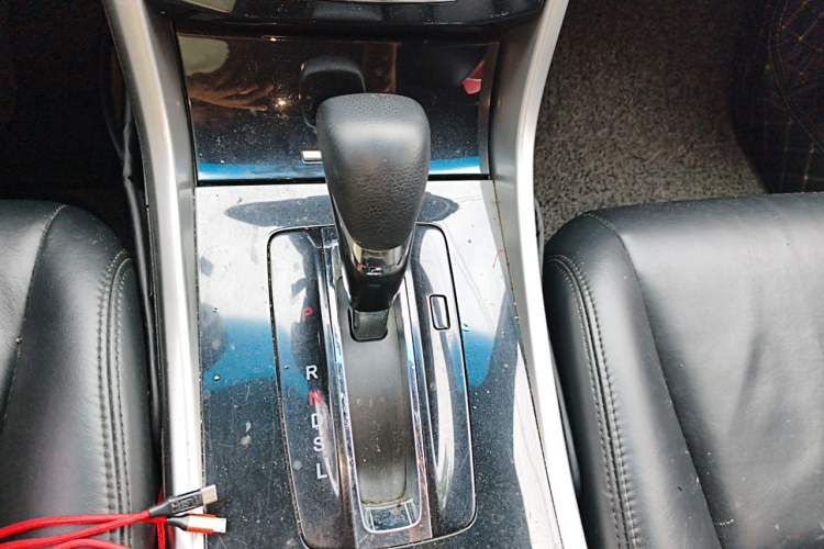 Used Honda Accord 2016 2.0L Comfort Edition Gear Lever
