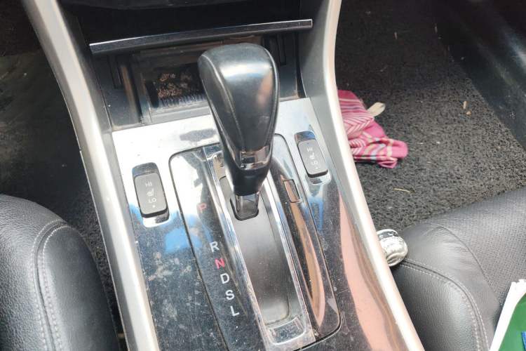Used Honda Accord 2016 2.0L Elite Edition Gear Lever