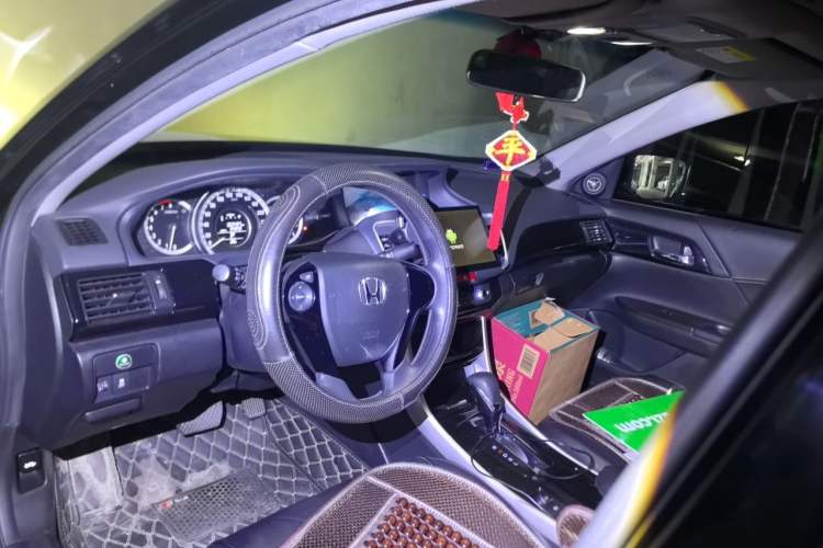 Used Honda Accord 2016 2.0L Comfort Edition Headliner
