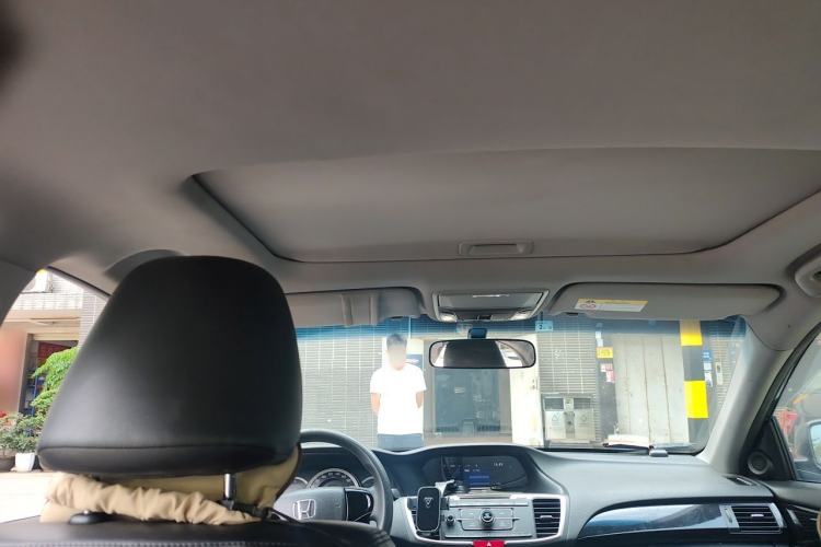 Used Honda Accord 2016 2.0L Comfort Edition Headliner