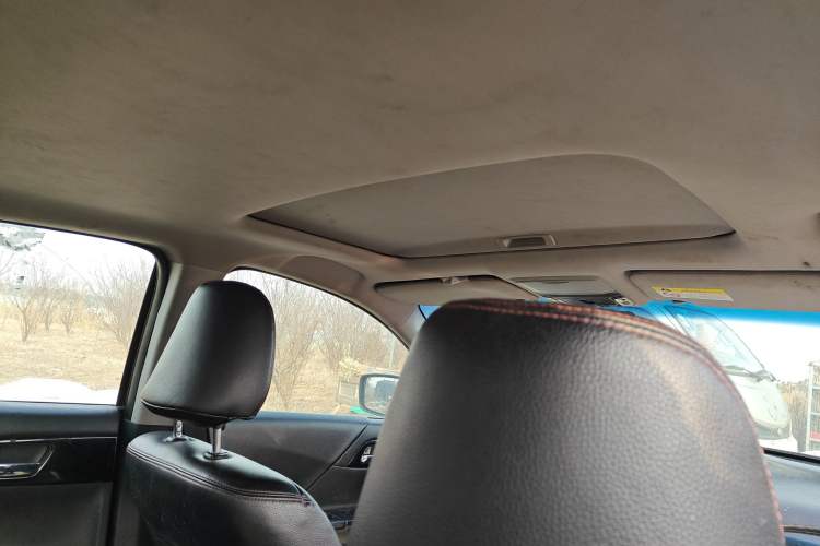 Used Honda Accord 2016 2.0L Comfort Edition Headliner