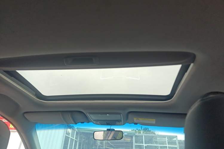 Used Honda Accord 2016 2.0L Comfort Edition Headliner