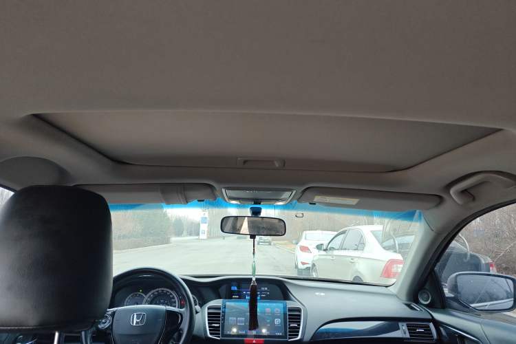 Used Honda Accord 2016 2.0L Comfort Edition Headliner