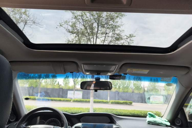 Used Honda Accord 2016 2.0L Comfort Edition Headliner