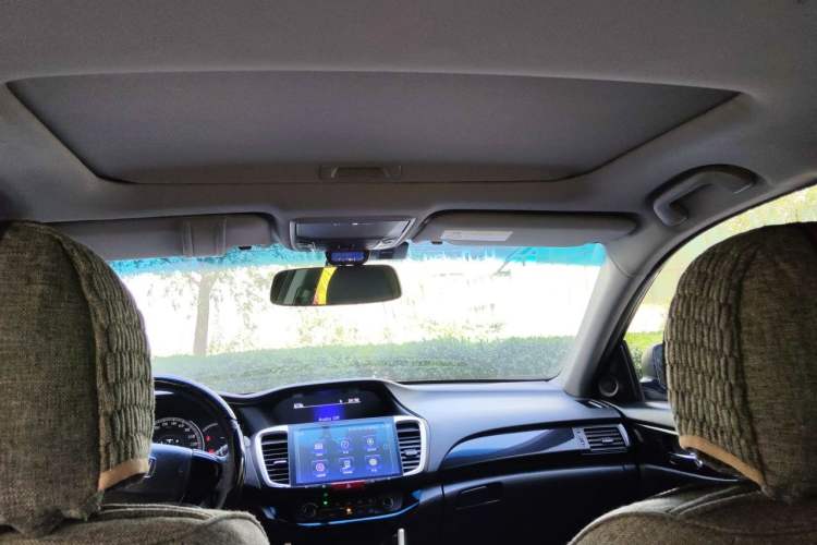 Used Honda Accord 2016 2.0L Comfort Edition Headliner