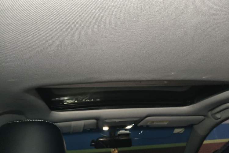 Used Honda Accord 2016 2.0L Comfort Edition Headliner