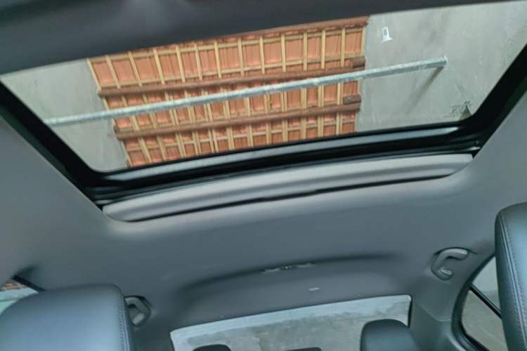 Used Honda Accord 2016 2.0L Comfort Edition Headliner
