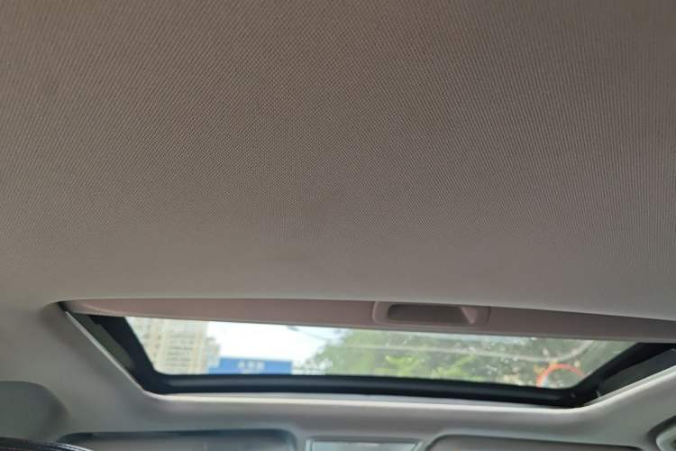Used Honda Accord 2016 2.0L Comfort Edition Headliner