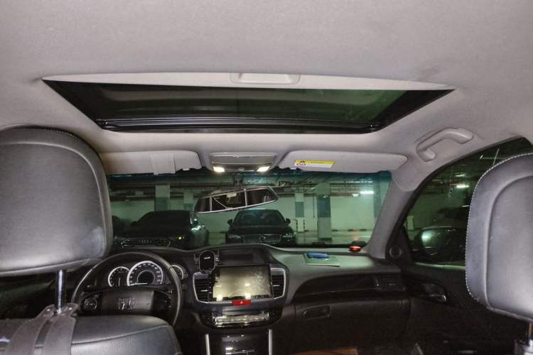 Used Honda Accord 2016 2.0L Elite Edition Headliner