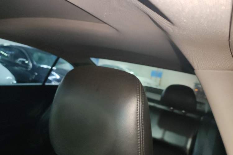 Used Honda Accord 2016 2.0L Comfort Edition Headliner