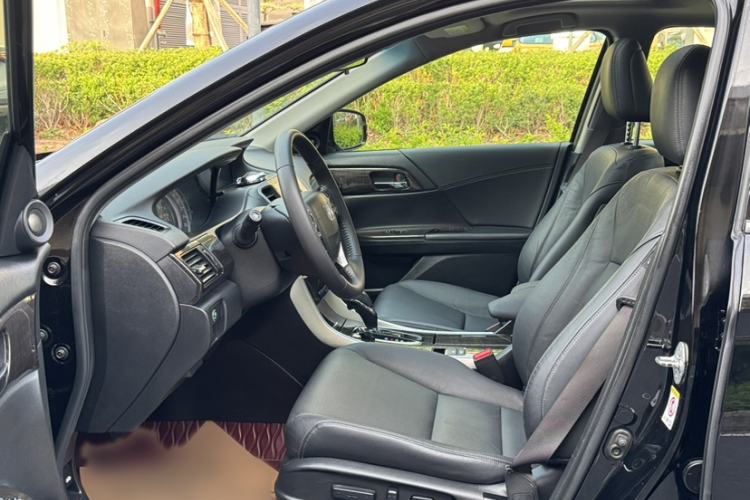 Used Honda Accord 2016 2.4L EX New Year Limited Edition Special Package Interior 1