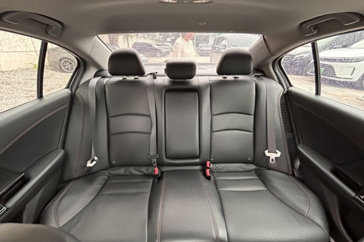 Used Honda Accord 2016 Hybrid 2.0L Rui Ling Edition Interior 11