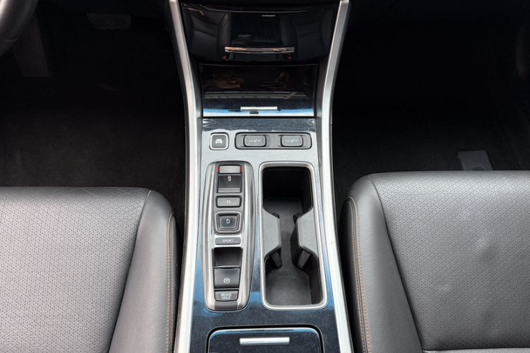 Used Honda Accord 2016 Hybrid 2.0L Sharp Edition Interior 11