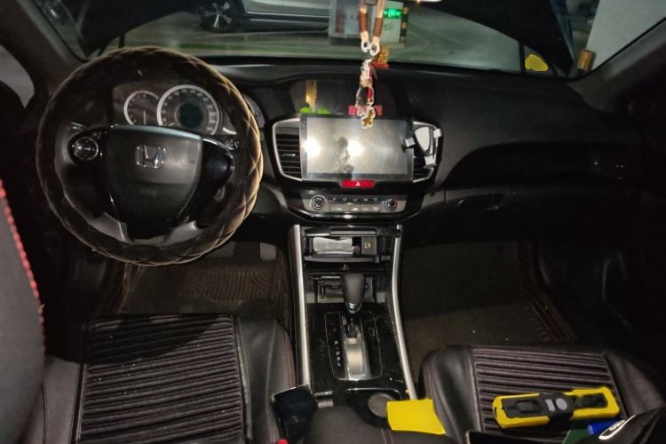 Used Honda Accord 2016 2.0L Comfort Edition Interior 2