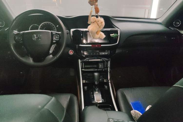 Used Honda Accord 2016 2.4L Prestige Edition Interior 2