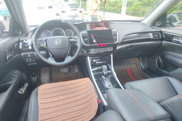 Used Honda Accord 2016 2.0L Comfort Edition Interior 2