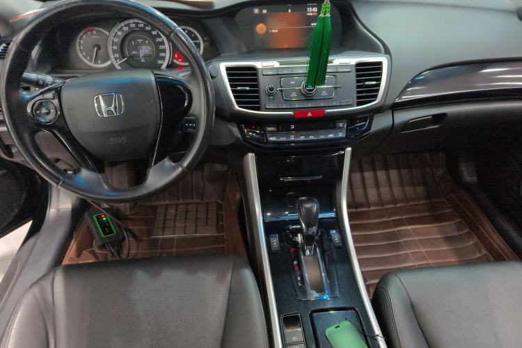 Used Honda Accord 2016 2.0L Elite Edition Interior 2