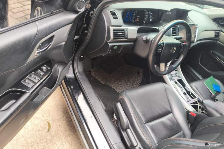 Used Honda Accord 2016 Hybrid 2.0L Sharp Edition Interior 3