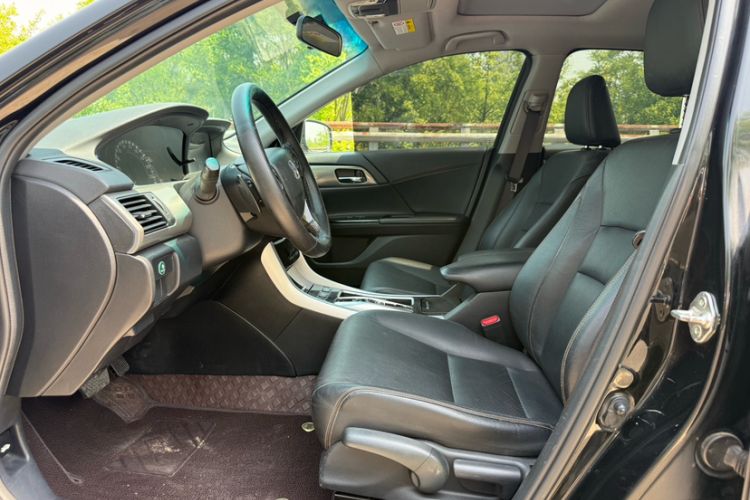 Used Honda Accord 2016 Hybrid 2.0L Sharp Edition Interior 3