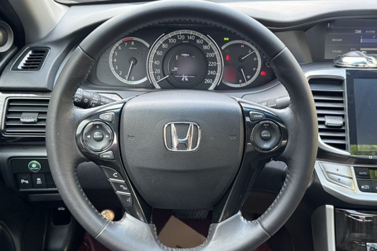 Used Honda Accord 2016 2.4L EX New Year Limited Edition Special Package Interior 3