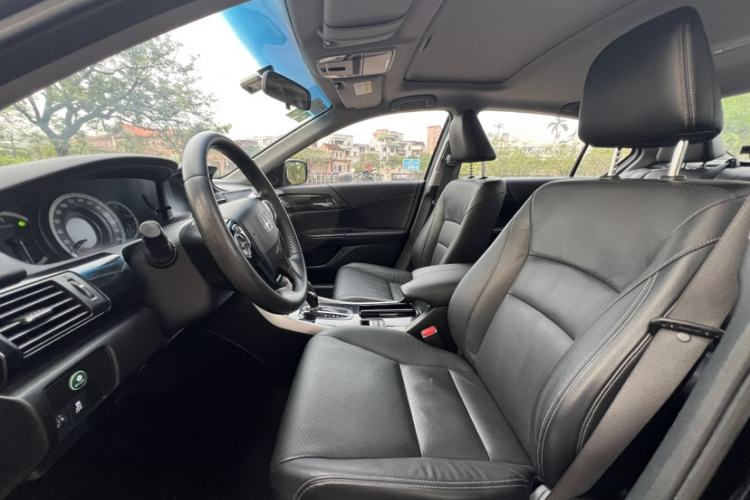 Used Honda Accord 2016 2.0L Elite Edition Interior 3