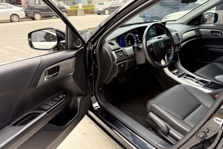 Used Honda Accord 2016 Hybrid 2.0L Sharp Edition Interior 5
