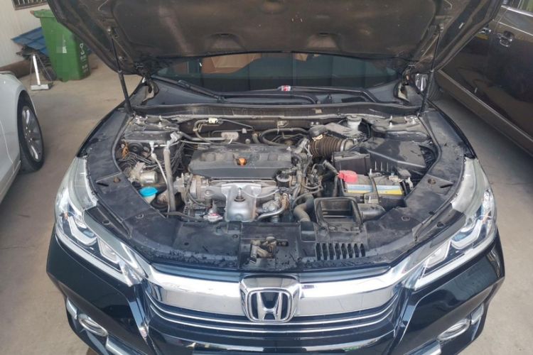Used Honda Accord 2016 2.0L Comfort Edition Interior 6