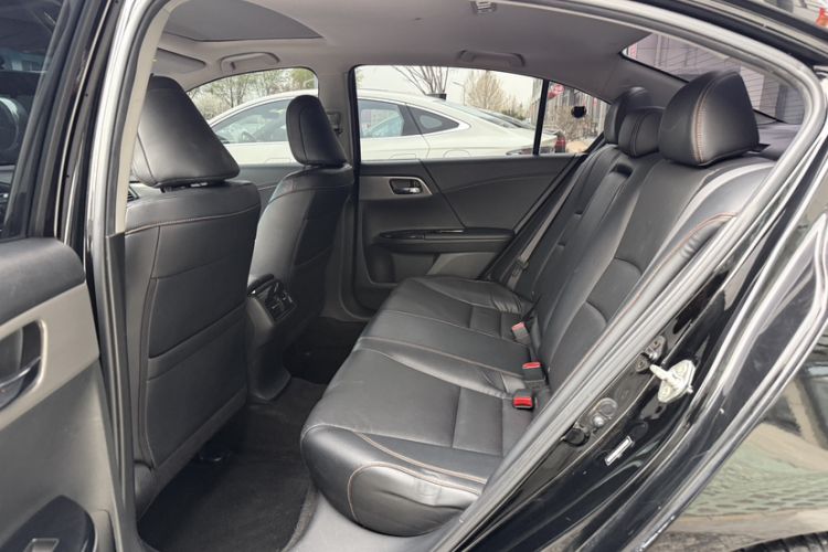 Used Honda Accord 2016 Hybrid 2.0L Sharp Edition Interior 9