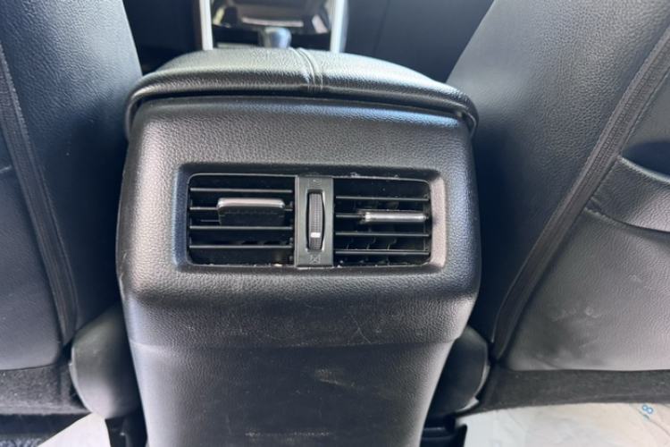 Used Honda Accord 2016 2.0L Elite Edition Interior 9