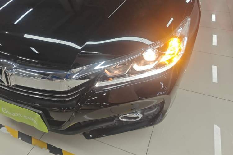 Used Honda Accord 2016 2.0L Comfort Edition Left Front Headlight