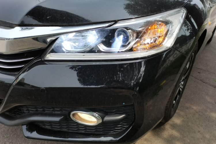 Used Honda Accord 2016 2.0L Comfort Edition Left Front Headlight