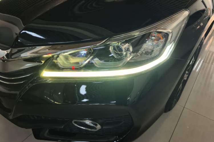 Used Honda Accord 2016 2.0L Comfort Edition Left Front Headlight
