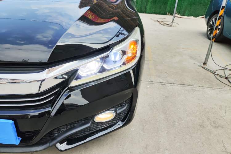 Used Honda Accord 2016 2.0L Elite Edition Left Front Headlight