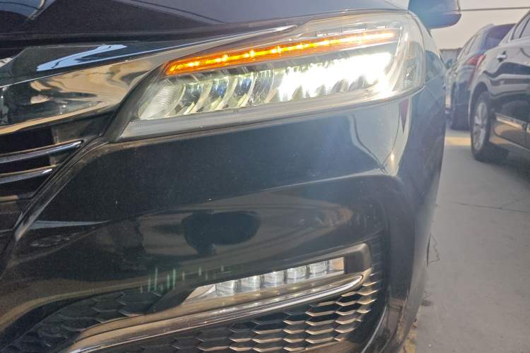 Used Honda Accord 2016 Hybrid 2.0L Sharp Edition Left Front Headlight