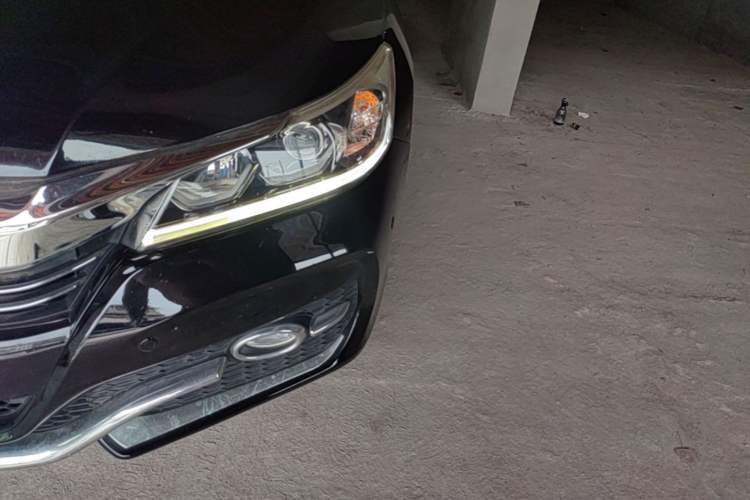 Used Honda Accord 2016 2.0L Comfort Edition Left Front Headlight