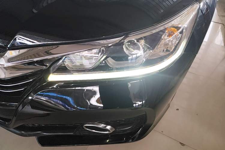 Used Honda Accord 2016 2.0L Elite Edition Left Front Headlight