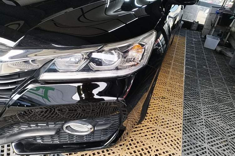 Used Honda Accord 2016 2.0L Elite Edition Left Front Headlight