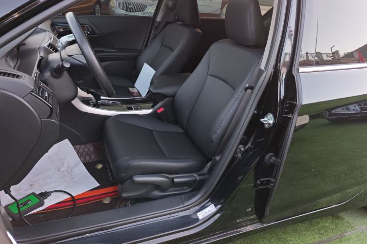 Used Honda Accord 2016 2.0L Comfort Edition Left Front Seat