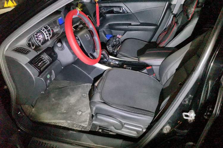 Used Honda Accord 2016 2.0L Elite Edition Left Front Seat