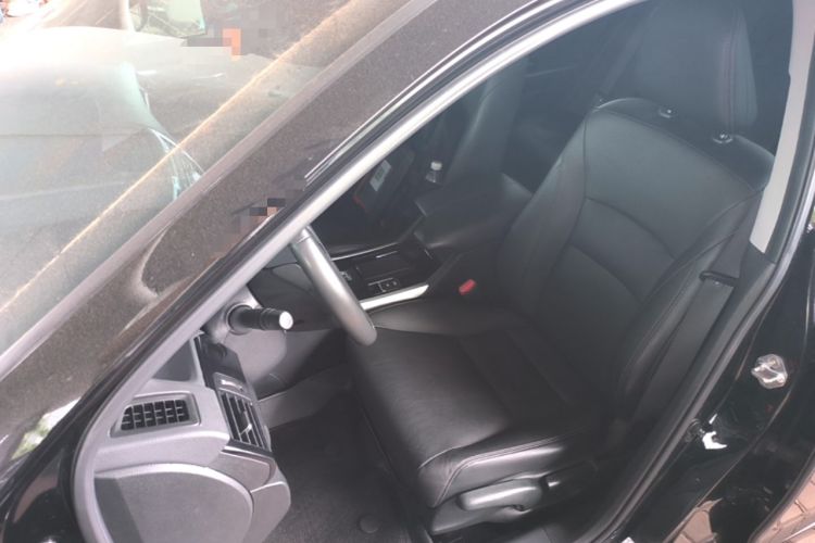 Used Honda Accord 2016 2.0L Elite Edition Left Front Seat