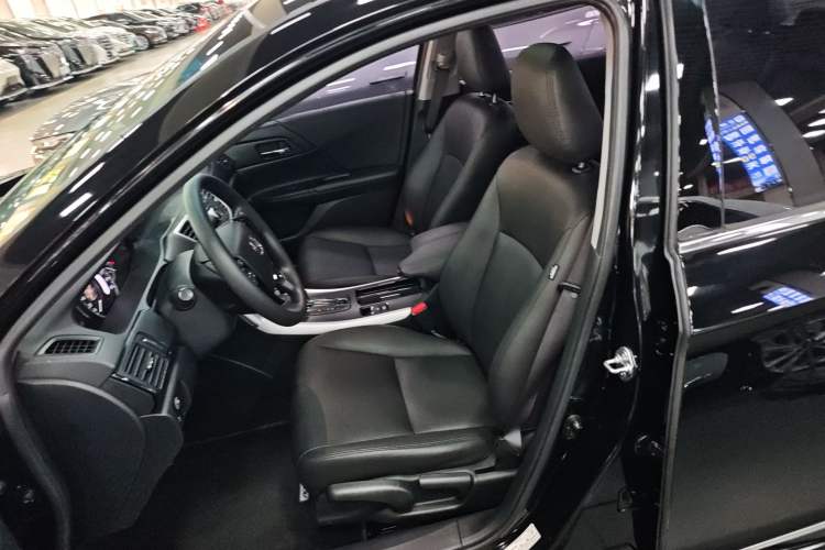 Used Honda Accord 2016 2.0L Comfort Edition Left Front Seat