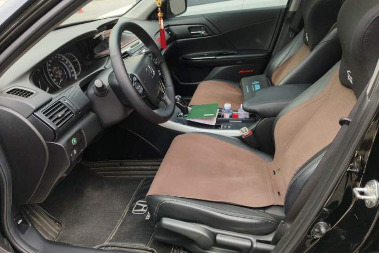Used Honda Accord 2016 2.0L Elite Edition Left Front Seat