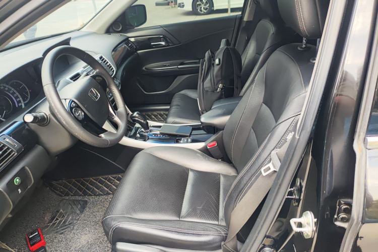 Used Honda Accord 2016 2.0L Elite Edition Left Front Seat